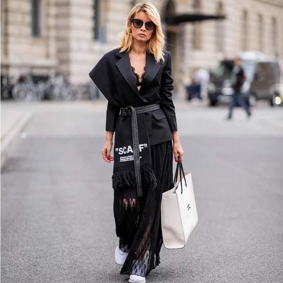 OFF-WHITE Classic Industrial Belt in Grey - Picture 4 of 4